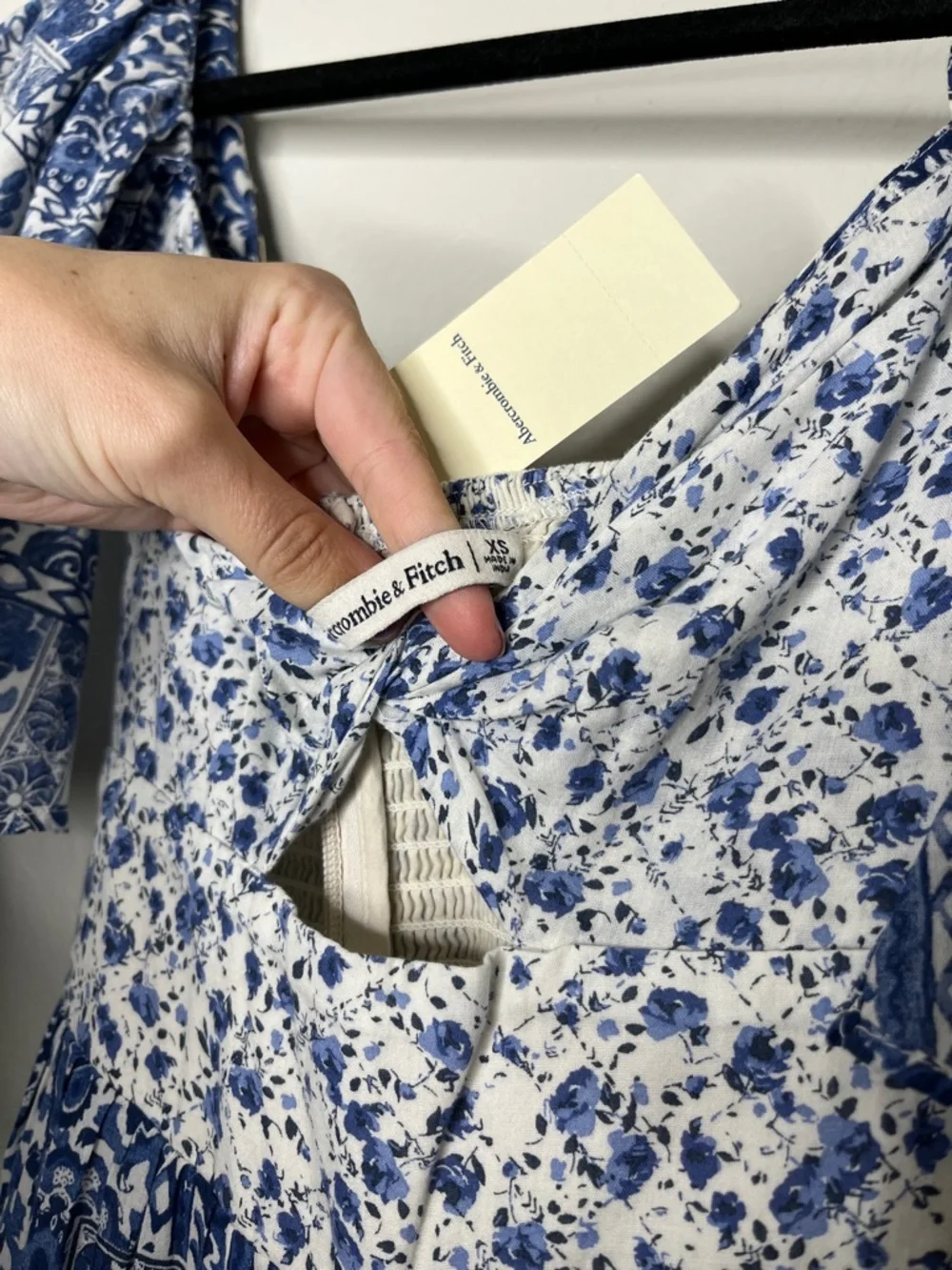 NWT Abercrombie & Fitch Twist-Front Tiered Maxi Dress Blue and White - Size XS
